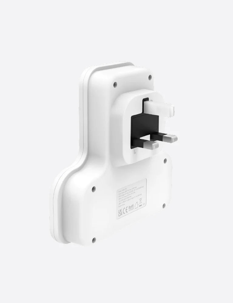 BAZIC GOPORT TRIO, EXTENSION WALL CHARGER WITH BUILT-IN USB OUTPUT - WHITE