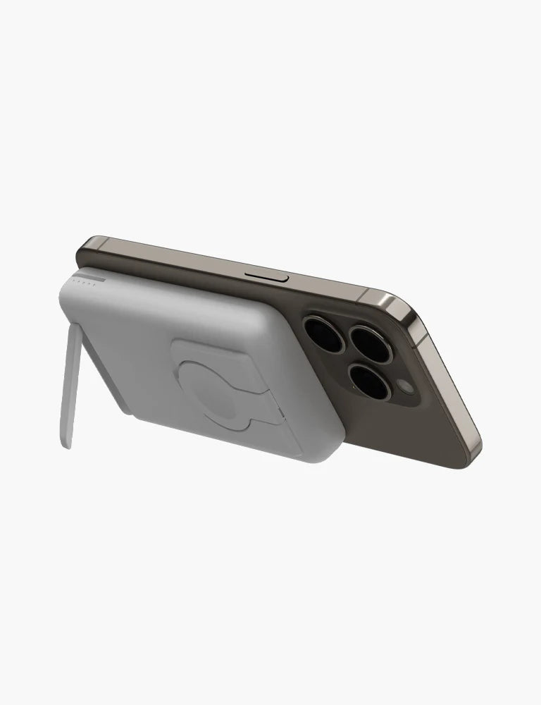 BAZIC GOMAG FLEX 10K, 10000MAH REMOVEABLE POWERBANK WITH APPLE WATCH AND AIRPODS CHARGING STATION - WHITE