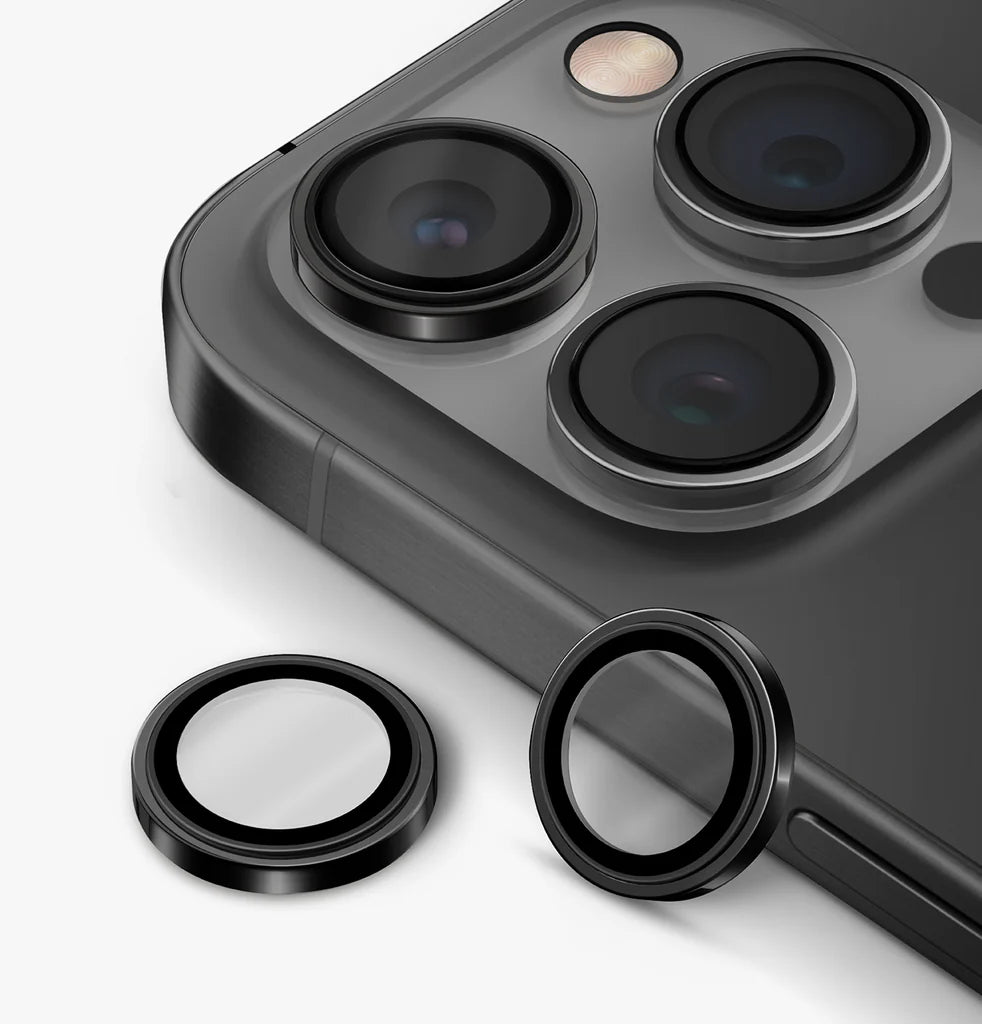 UNIQ OPTIX IPHONE PRO (2023) 6.7 STAINLESS STEEL FRAME SAPPHIRE CAMERA LENS PROTECTOR - GUNMETAL BLACK (BLACK) - يونيك أوبتكس آيفون برو (2023) 6.7 حماية عدسة الكاميرا بزجاج الياقوت وإطار فولاذي - أسود معدني (أسود)